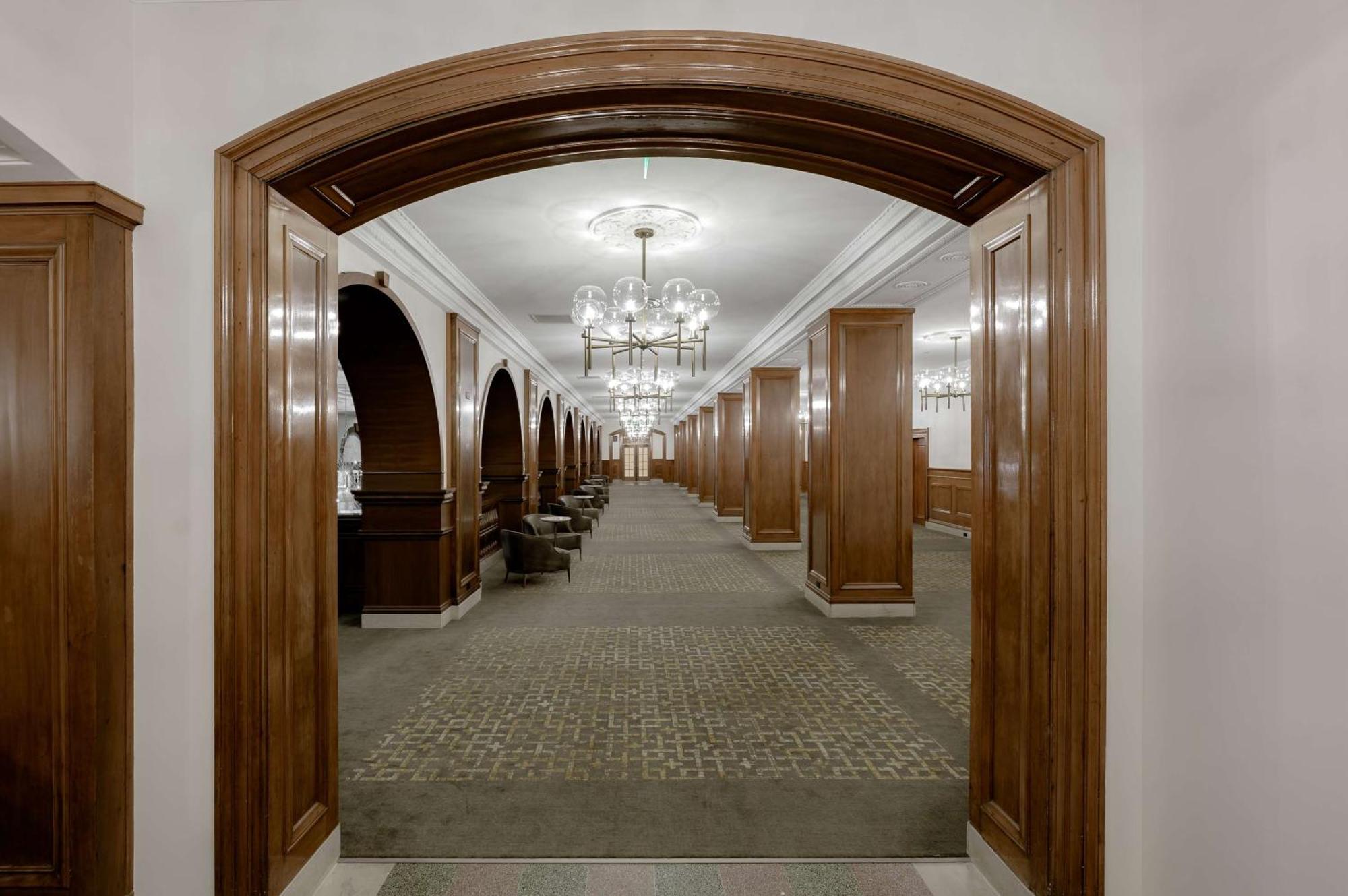 Hotel Fort Des Moines, Curio Collection By Hilton Extérieur photo