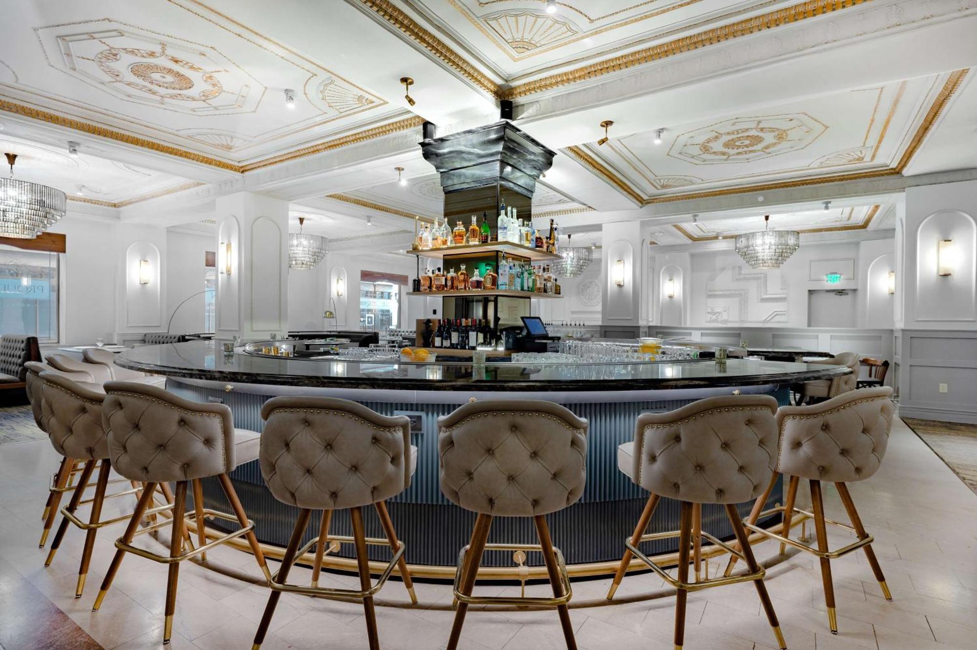 Hotel Fort Des Moines, Curio Collection By Hilton Extérieur photo