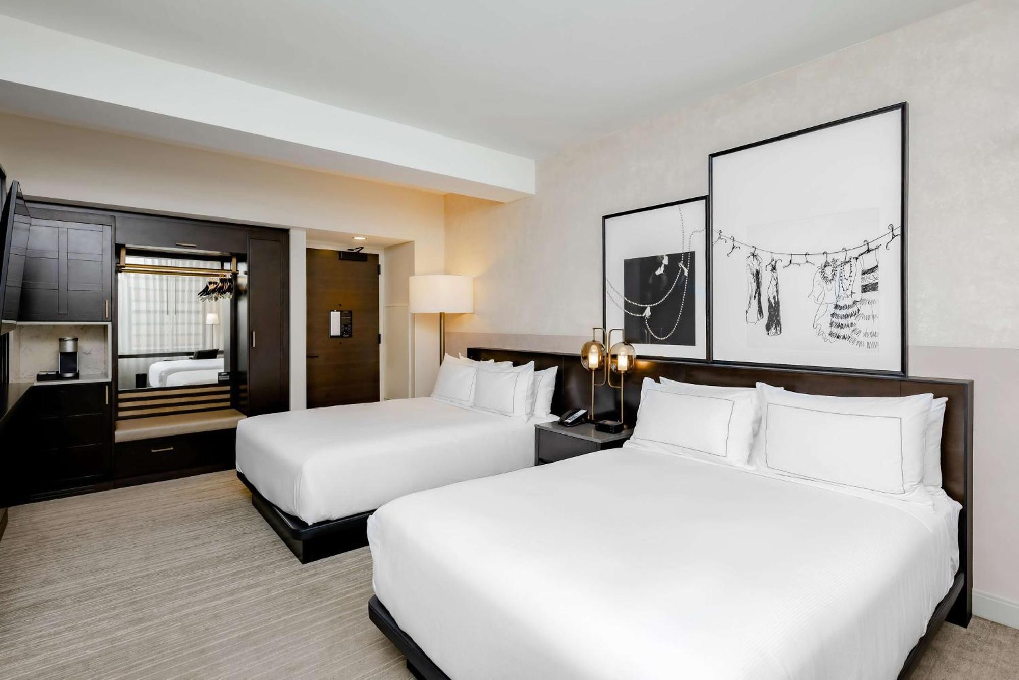 Hotel Fort Des Moines, Curio Collection By Hilton Extérieur photo